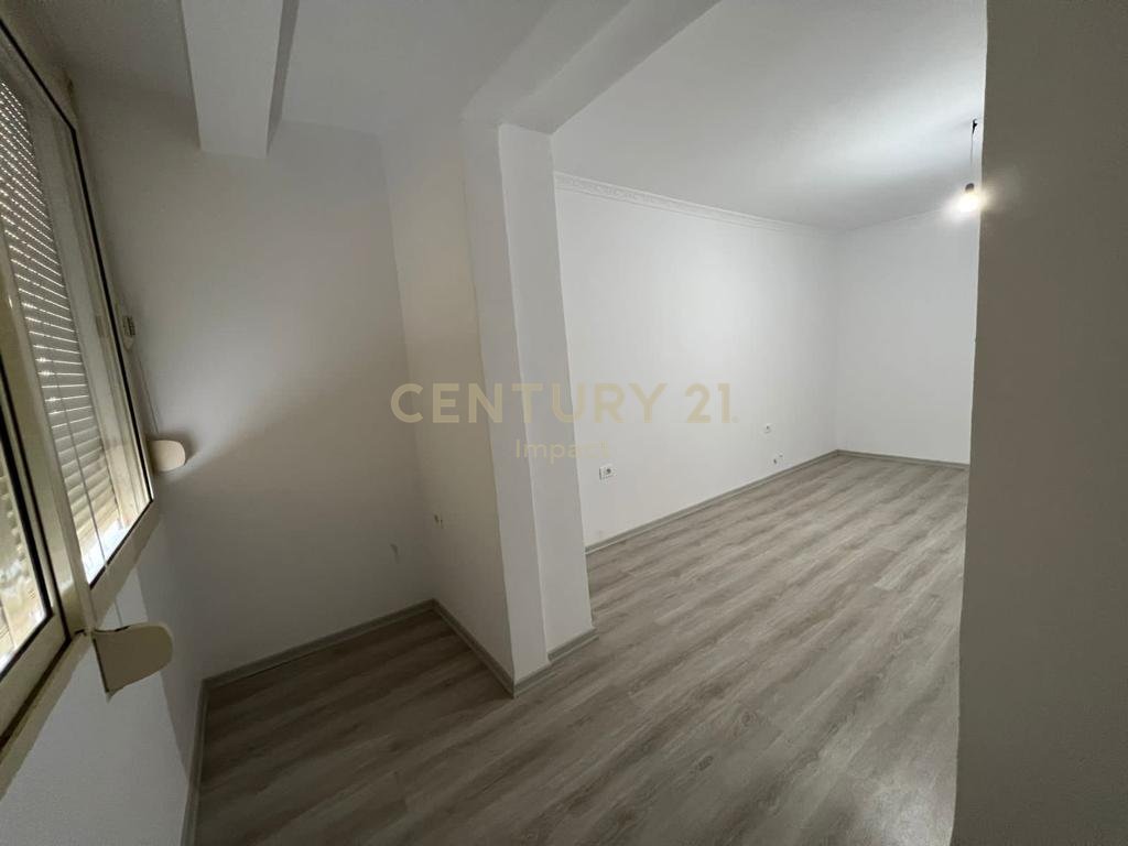 Jepet apartament 2+1 per qira prane Myslym Shyrit!