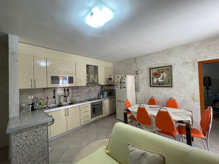 Apartament 2+1+2 Në Shitje në Lezhe Qender -| 120 m²