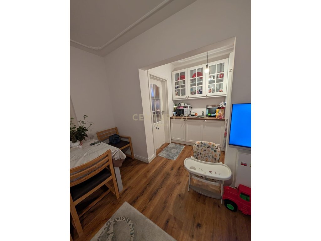 Apartament 2+1 Për Shitje në Ish Parku, Tiranë –168,421!