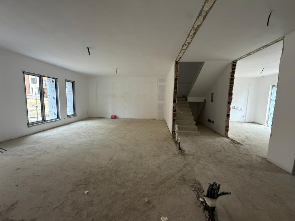 REZIDENCA PICADILLY, SHESIM DUPLEKS 3+1+ 2 Poste Parkimi