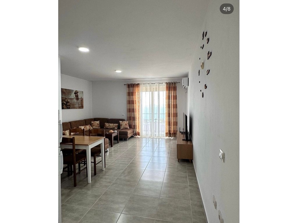 SHITET APARTAMENT ,ME PAMJE NE DET, 2+1+GARAZH  NE RRUGEN "DHIMITER KONOMI",!