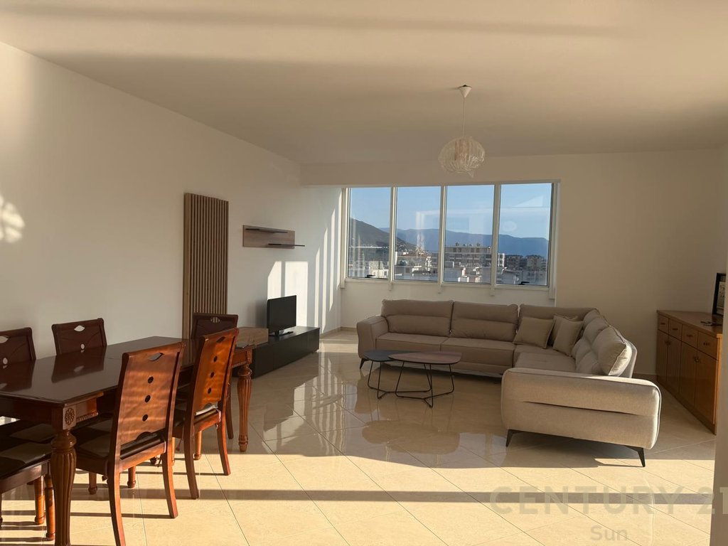 JEPET APARTAMENT 2+1+2 ME QERA NE VLORE