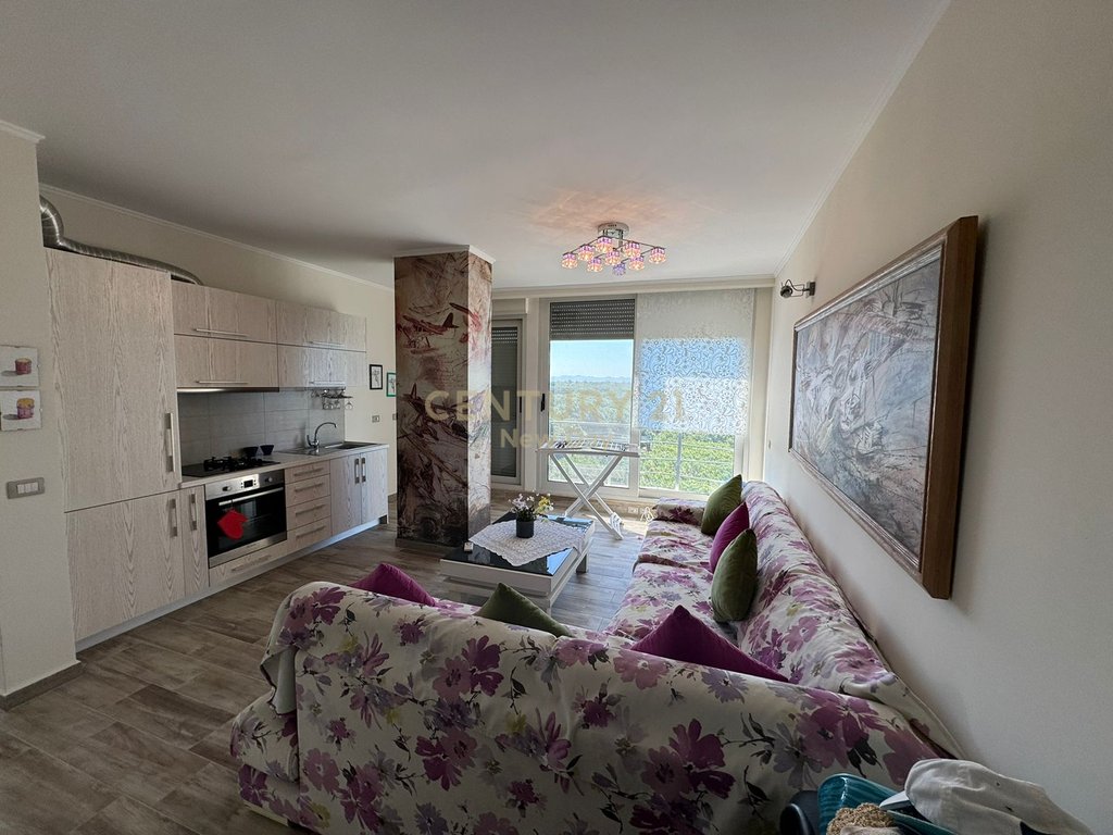 APARTAMENT 2+1 PER SHITJE NE MALIN E ROBIT!