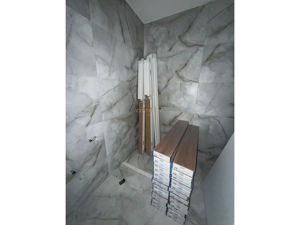 SHITET APARTAMENT 1+1 – RRUGA E DIBRËS