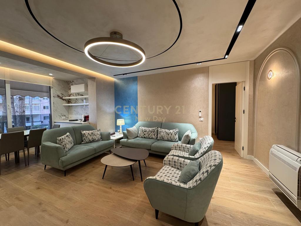 SHITET APARTAMENT 2+1+2T NE MALIN E ROBIT!