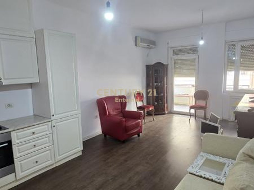 Apartament 2+1+2 per Shitje te Kopshti Zoologjik