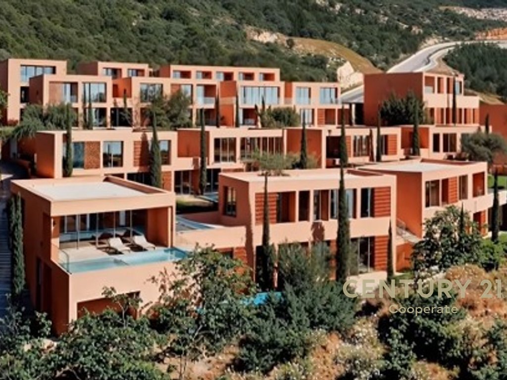 APARTAMENT 3+1 ME PISHINE NE SHITJE "IONIAN PALASE" | 185 m²