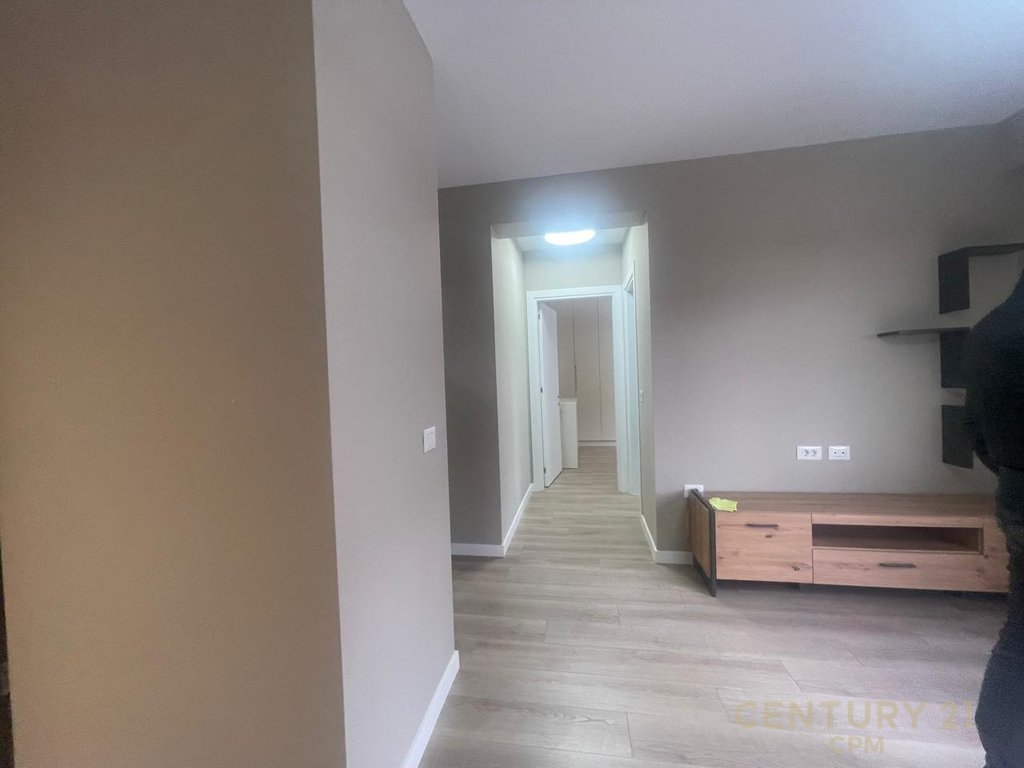 Shesim apartament 1+1 tek Kodra e Diellit 2!