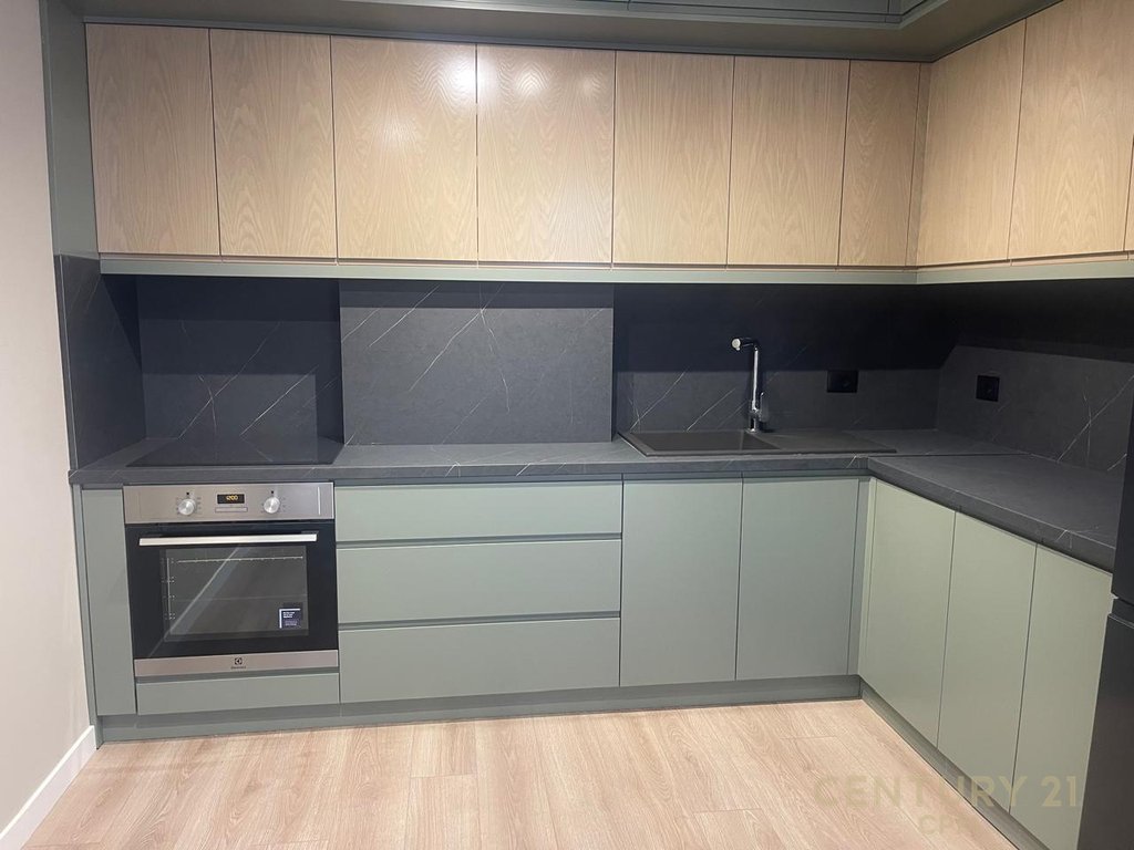 Shesim apartament 1+1 tek Kodra e Diellit 2!