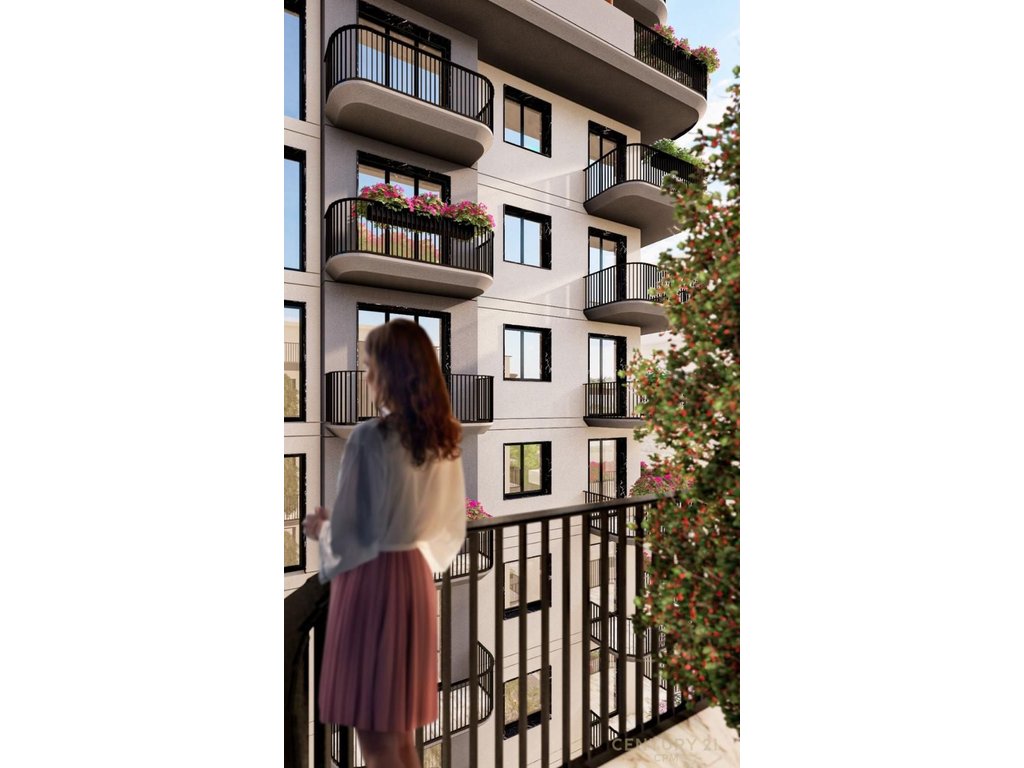APARTAMENT 2+1+2 PER SHITJE NE SARANDE, ME PAMJE PJESERISHT NGA DETI!