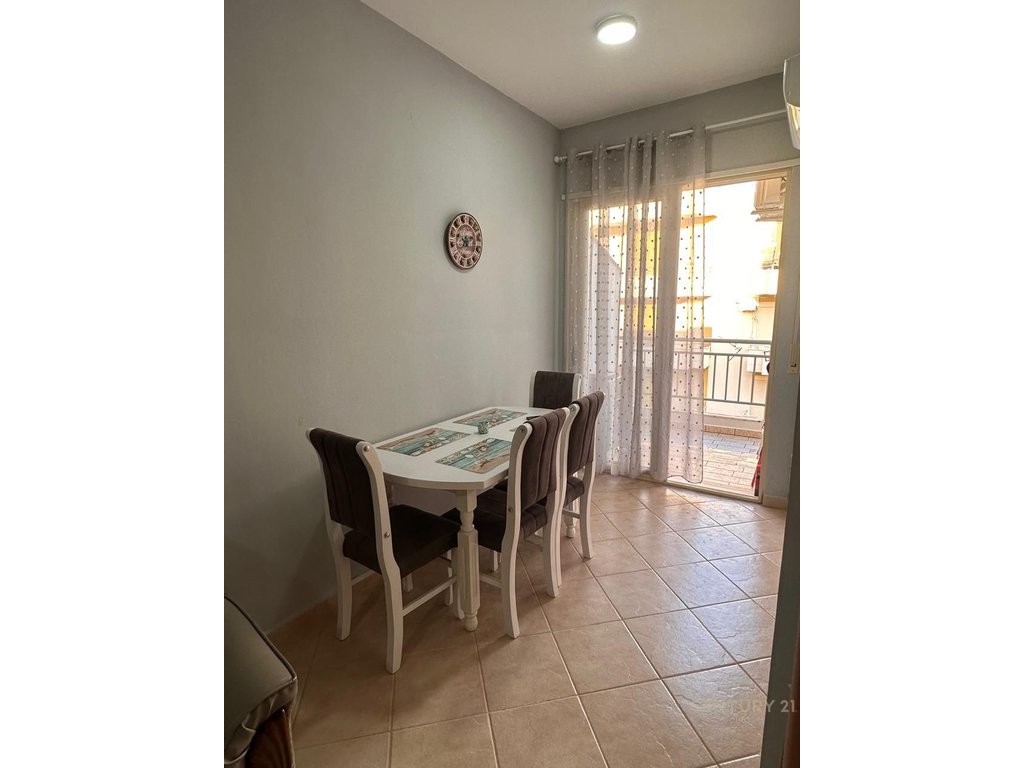 APARTAMENT PER SHITJE NE ORIKUM!