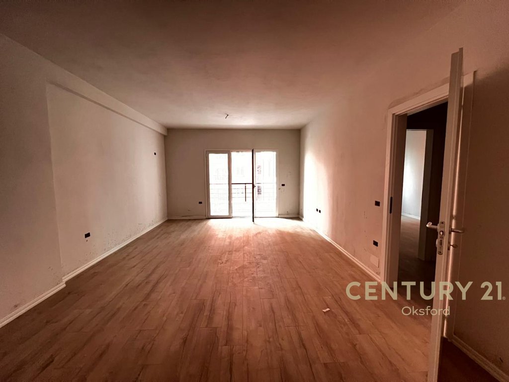 SHITEN 2 APARTAMENT 1+1  NE YZBERISHT