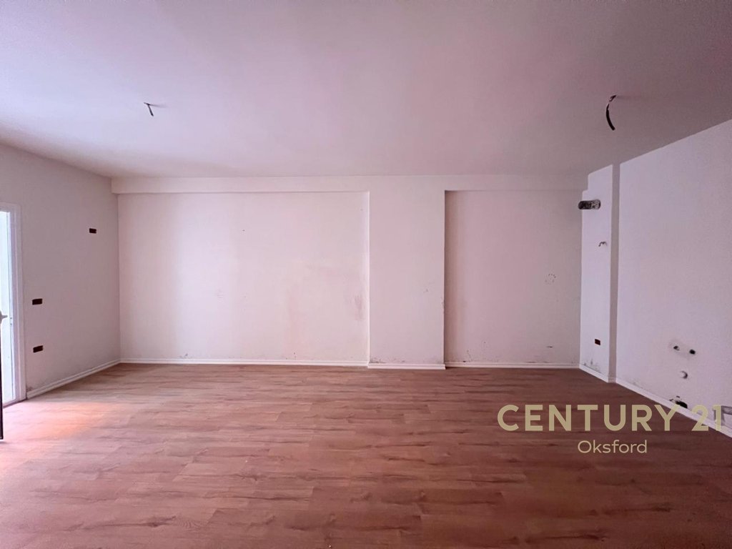 SHITEN 2 APARTAMENT 1+1  NE YZBERISHT
