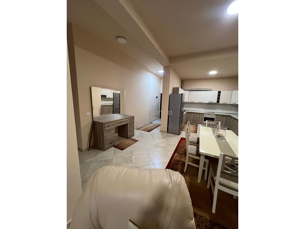 JEPET ME QIRA APARTAMENT 2+1 NË FRESK, RRUGA “MUHAMET DELIU”