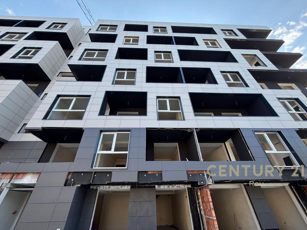 Apartament 1+1 Në Shitje në Mali i Robit, Durrës - 112,448€ | 70.28 m²