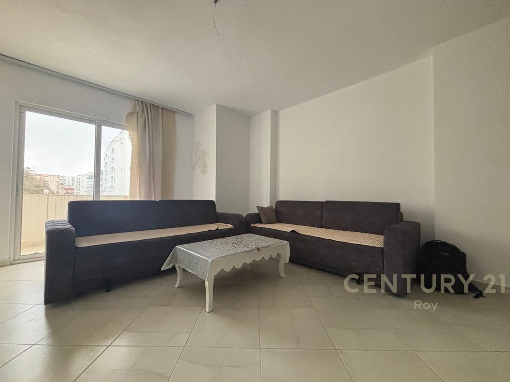 APARTAMENT 1+1 PER QIRA NE SHKEMBIN E KAVAJES!