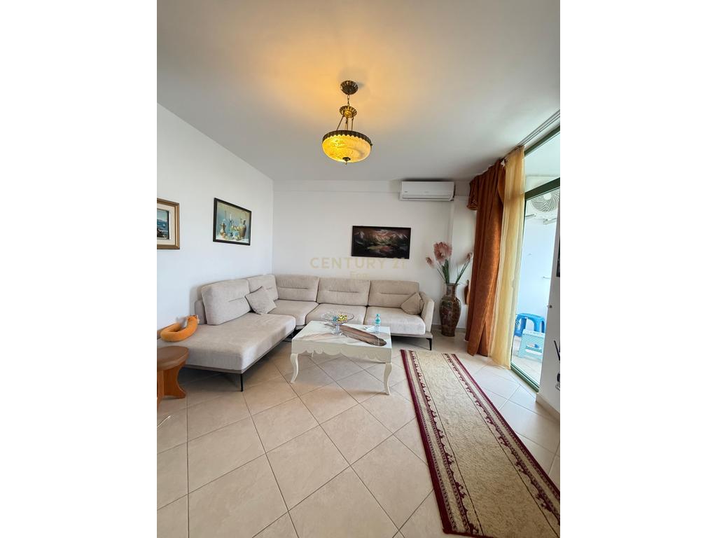 SHITET SUPER APARTAMENT 1+1  NE VOLLGA , DURRES  !