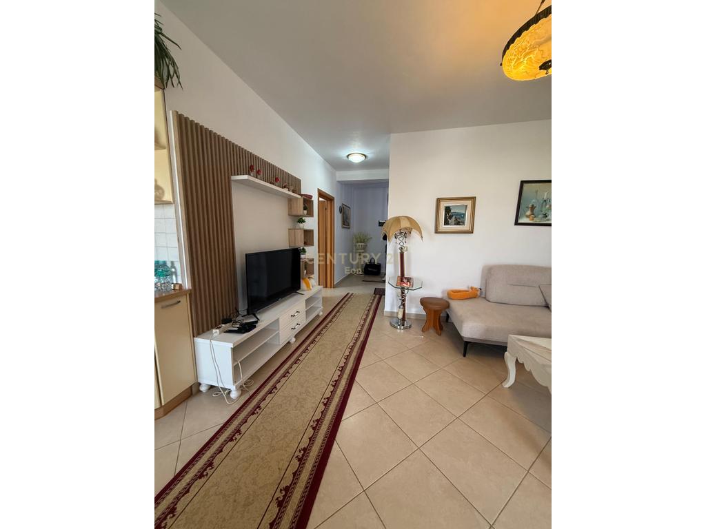 SHITET SUPER APARTAMENT 1+1  NE VOLLGA , DURRES  !