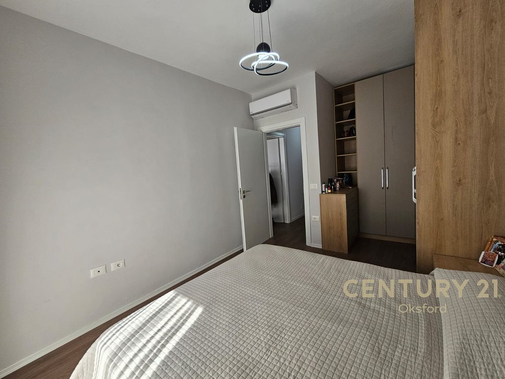 SHESIM APARTAMENT 1+1 I MOBILUAR NE YZBERISHT!