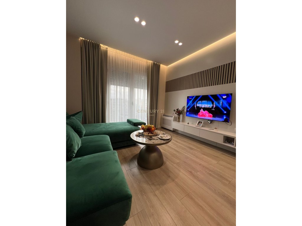 Apartament Luksoz Gati për Banim vetëm pak hapa nga Vlora Marina & Lungomare