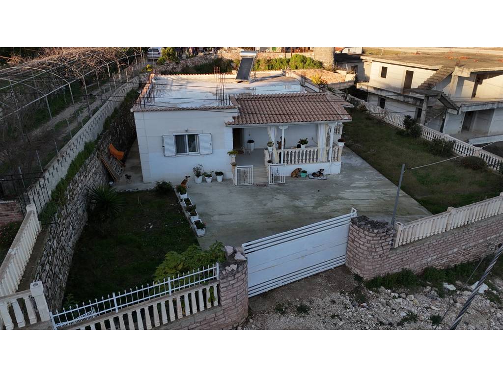 METOQ, SARANDE - SHESIM SHTEPI PRIVATE ME OBORR
