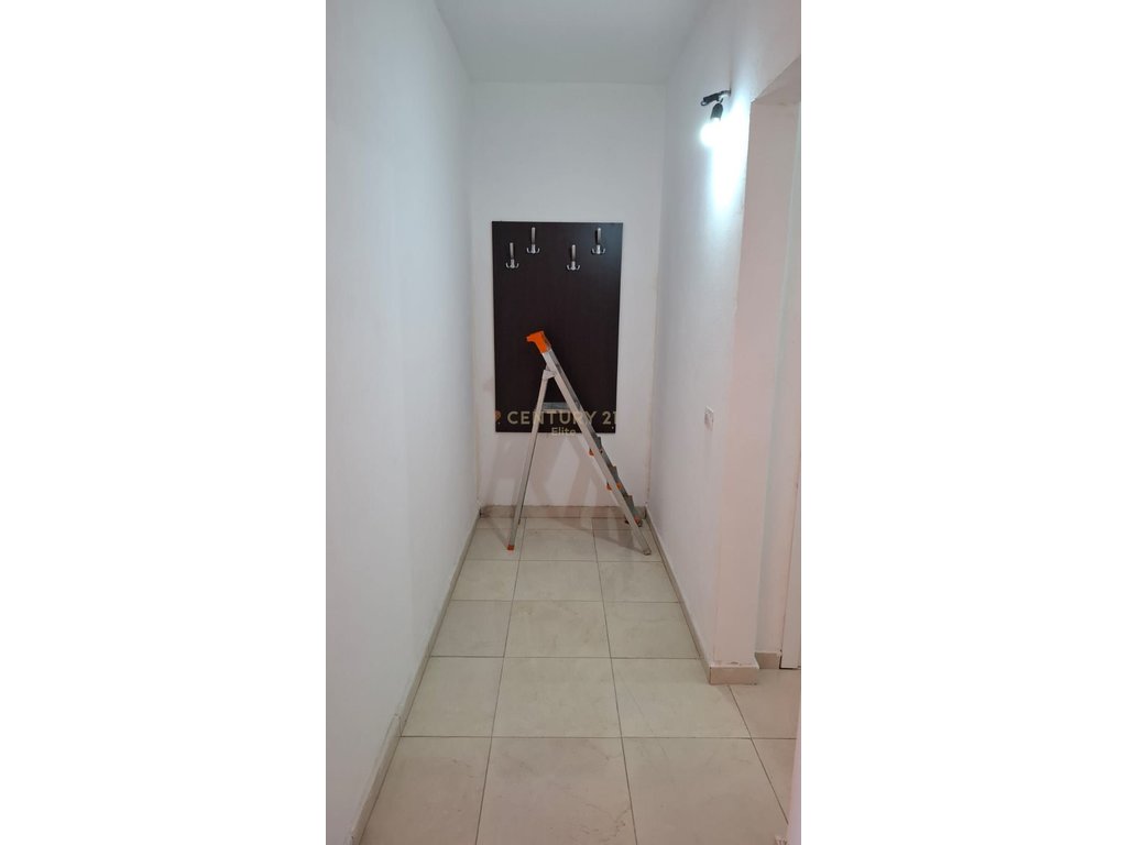 Shitet, Apartament 1+1, Durres