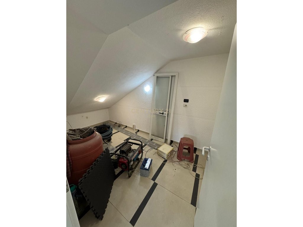 DyqanMe Qira prane UKD, Durrës - 600€  !