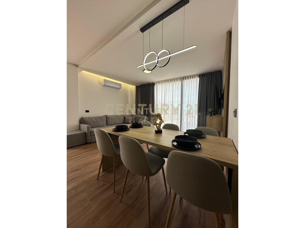 Apartament 2+1+2 për Shitje në Plazh, Durrës ME PAMJE DETI