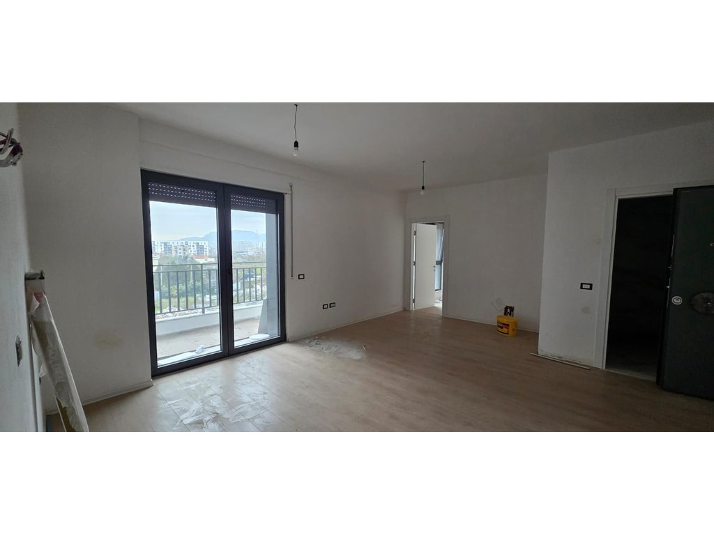 APARTAMENT 1+1 PER QIRA! BULEVARDI I RI!