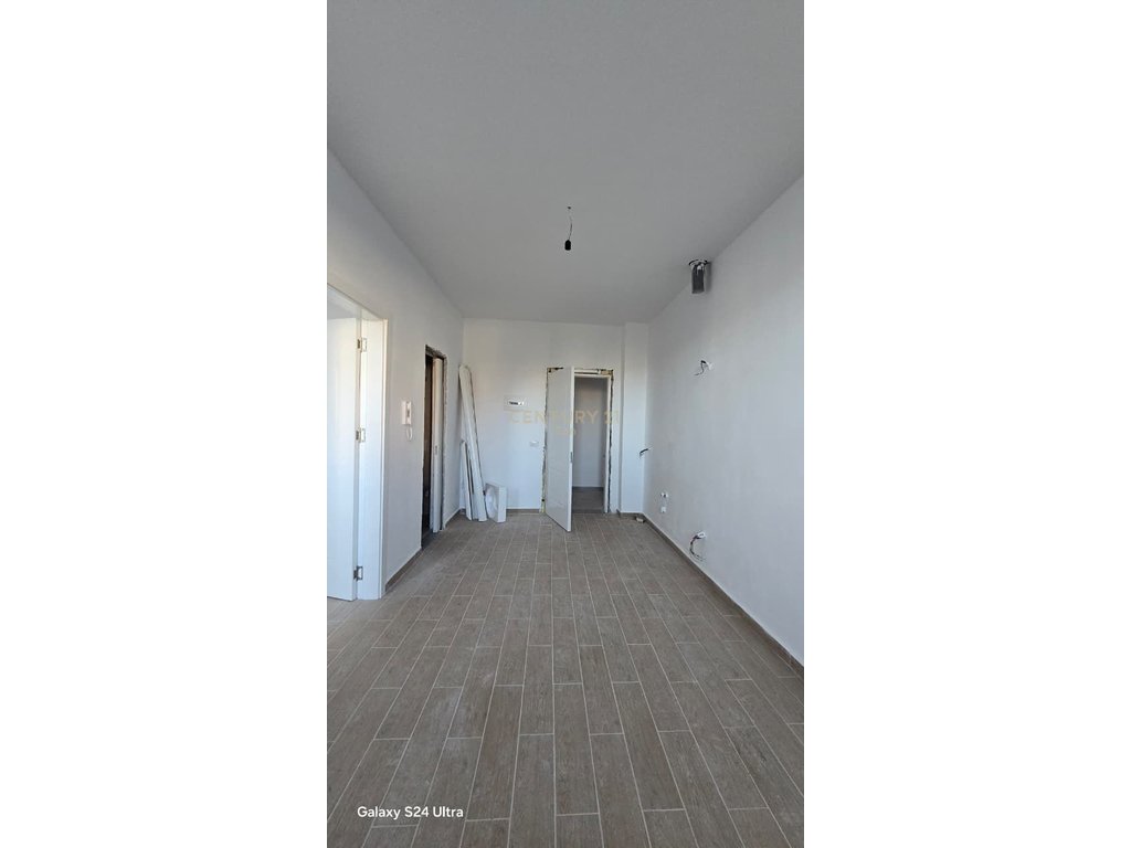 Shitet Apartament 1+1 në Spitalle, Durrës !
