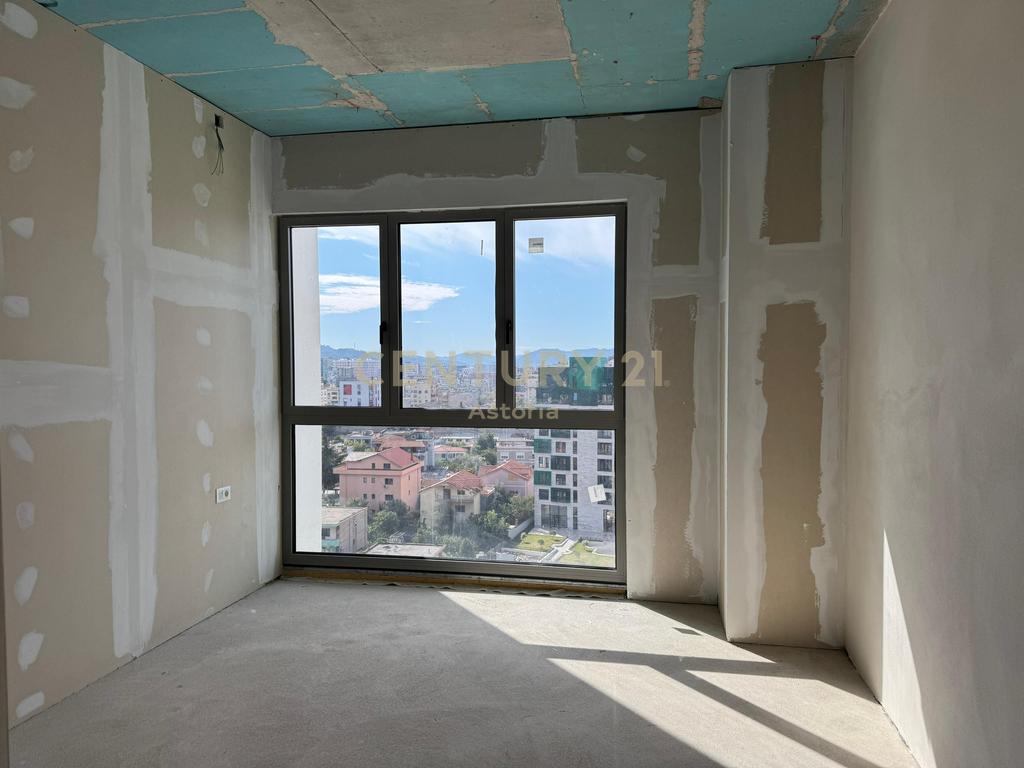 SHITET APARTAMENT 3+1+2  TE "PARK AVENUE", BULEVARDI I RI