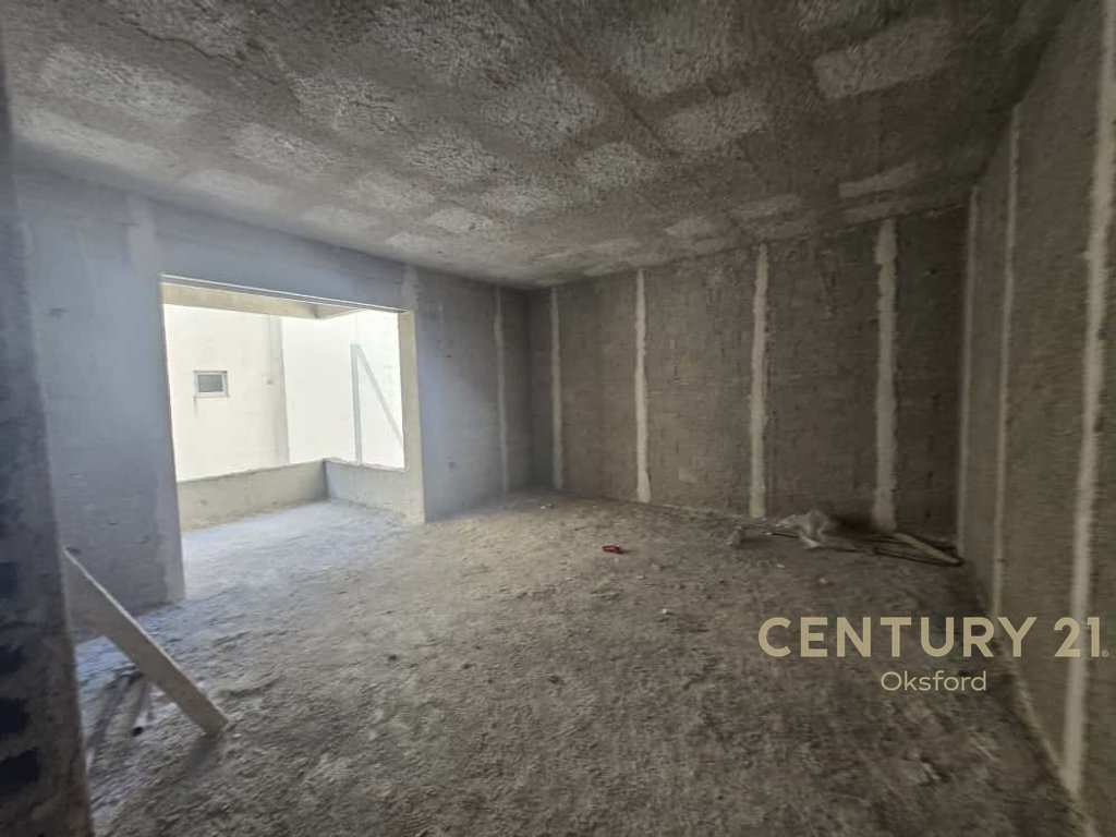APARTAMENT 1+1 PER SHITJE NE SARANDË