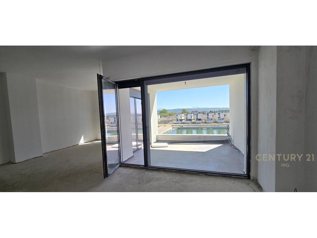 APARTAMENT 2+1+2 ME PAMJE NGA MARINA TE TURQUOISE MARINA!