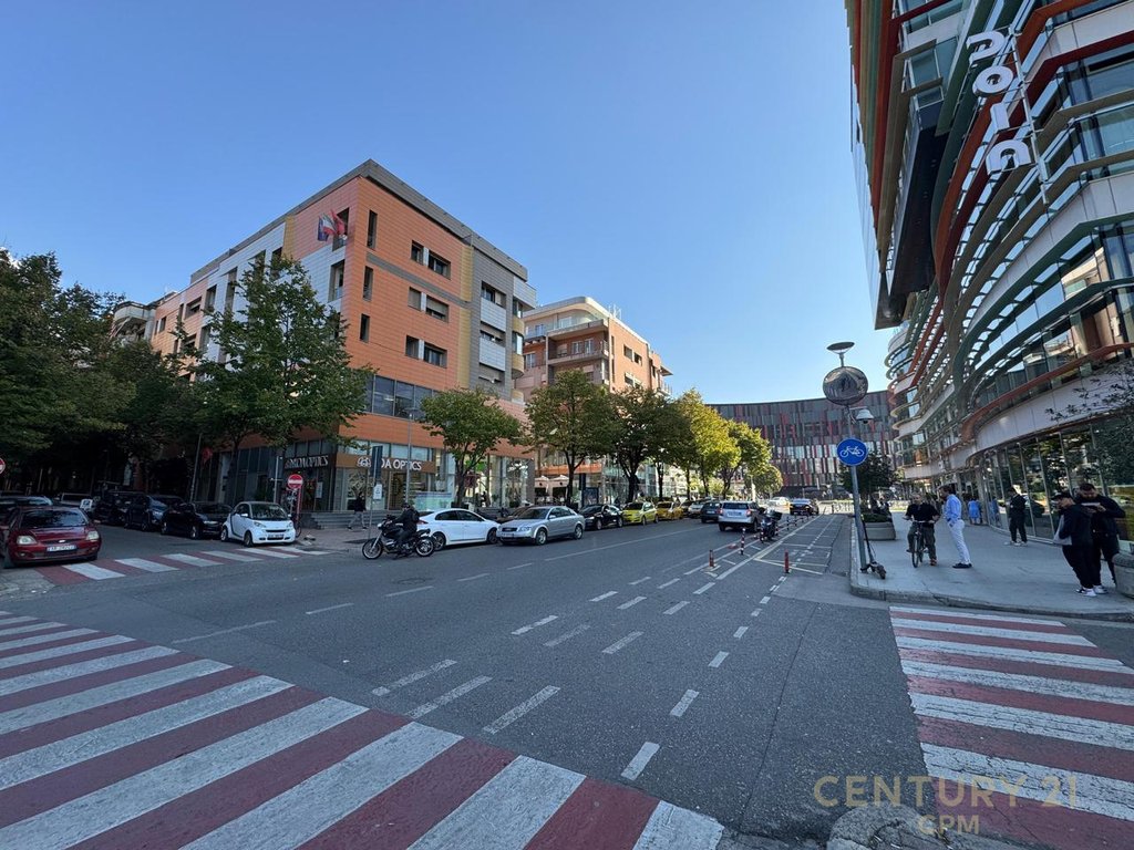 Apartament 2+1+2 Në Shitje prane Stadiumit Air Albania, Tiranë - 650,000€ | 140 m²