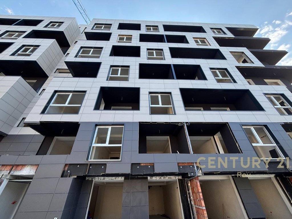 SHITET APARTAMENT 1+1 MONTEVIDEO RESIDENCE TE MALI ROBIT!