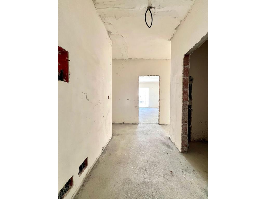 Kika 3, Komuna e Parisit (CONAD-i) – Shitet Apartament 3+1+2