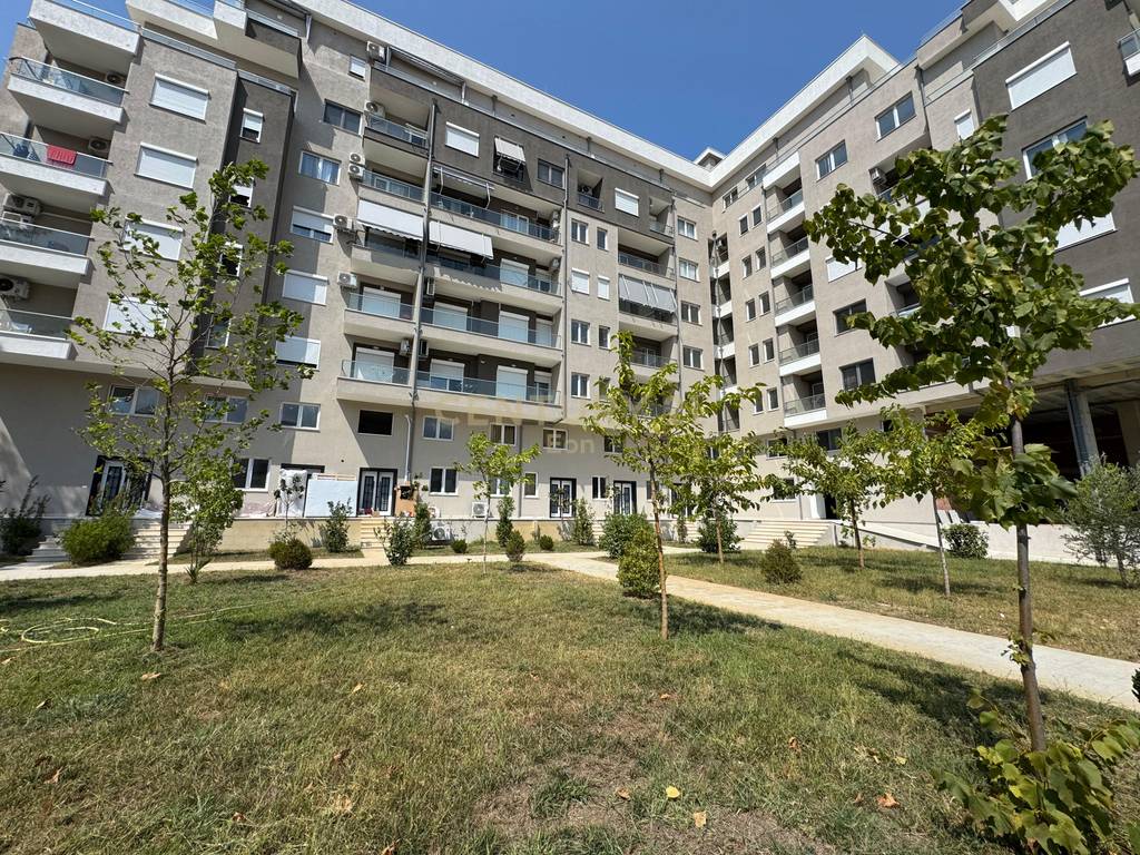 SHITET APARTAMENT 2+1 NE GOLEM, DURRES - PALLAT I 2025 !