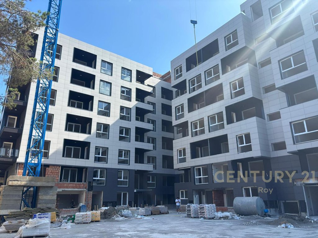 SHITET APARTAMENT 2+1 MONTEVIDEO RESIDENCE TE MALI ROBIT!