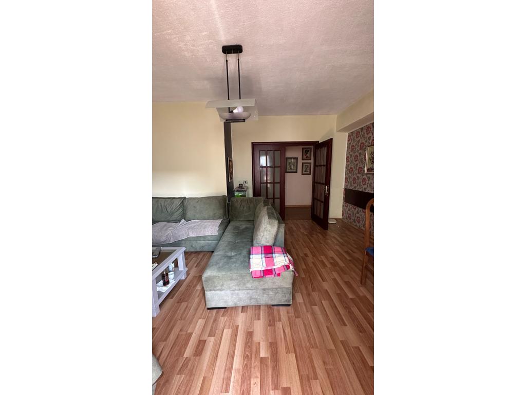 MUNDËSI INVESTIMI – APARTAMENT 3+2, KATI I 3-TË, PLOTËSISHT I MOBILUAR