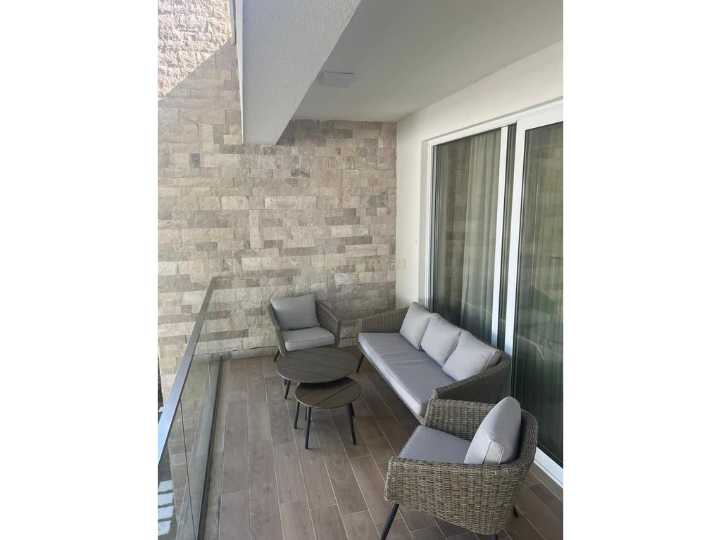 SHITET SUPER APARTAMENT 2+1 I MOBILUAR NE RESIDENCEN SAN PIETRO !
