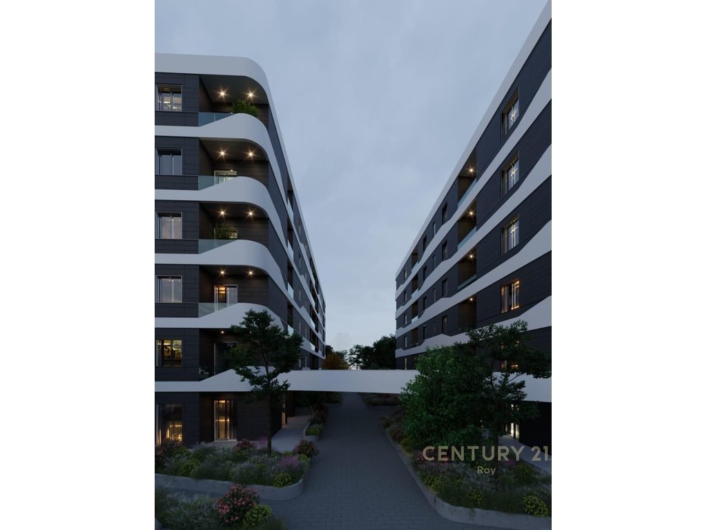 Shitet apartament 2+1, ndertim i ri në Mali i Robit,Golem