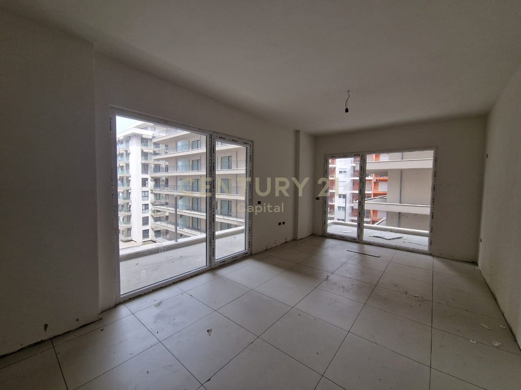 Apartament 1+1 për Shitje në bregdet Shëngjin!