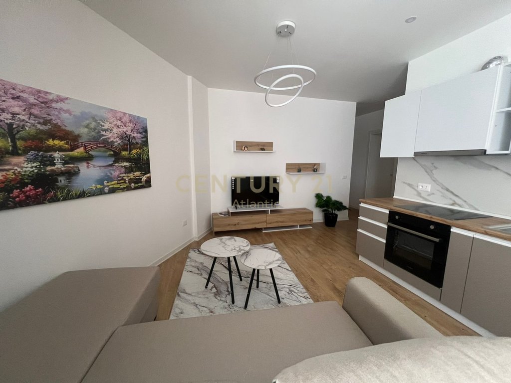 SHITET APARTAMENT 1+1 VIJE E PARE ME DETIN SHKEMBI KAVAJES "