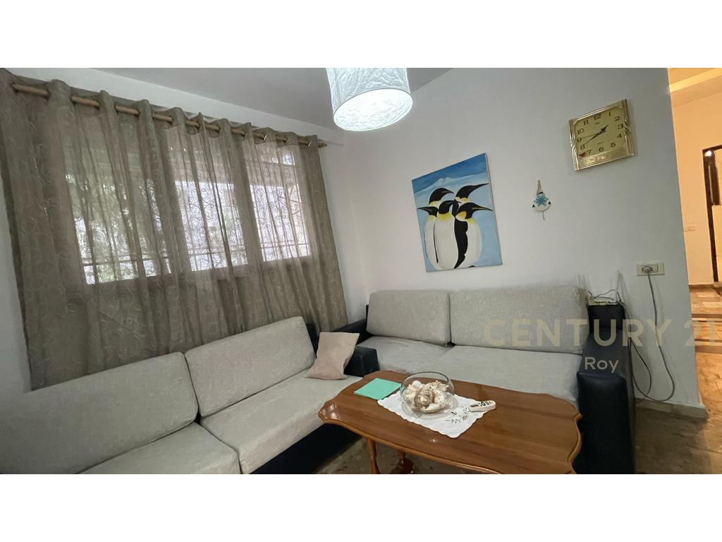 JEPET ME QIRA APARTAMENT 2+1 ME VERANDE,NE GOLEM!