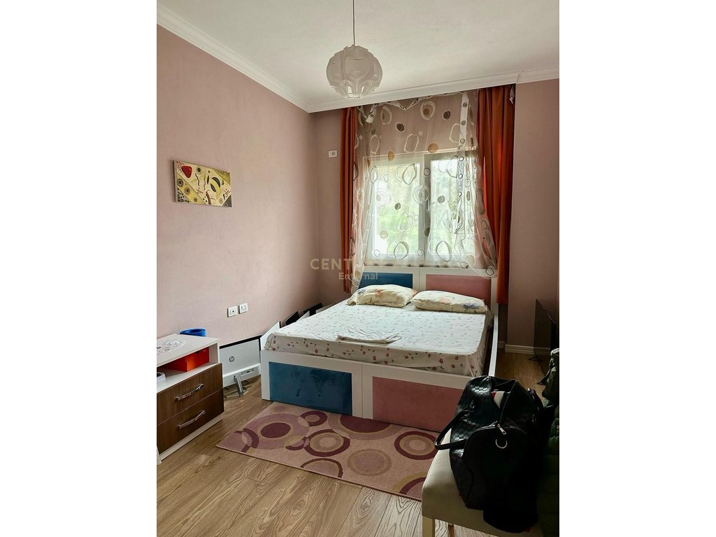 Apartament 2+1+2 Për Shitje në Liqeni i Thatë, Tiranë