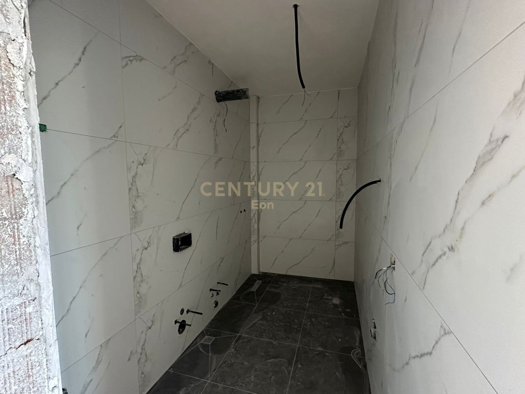 SHITET APARTAMENT 1+1 OBJEKTI PARE ME PAMJE DETI TEK LIBURNA REZIDENCE!