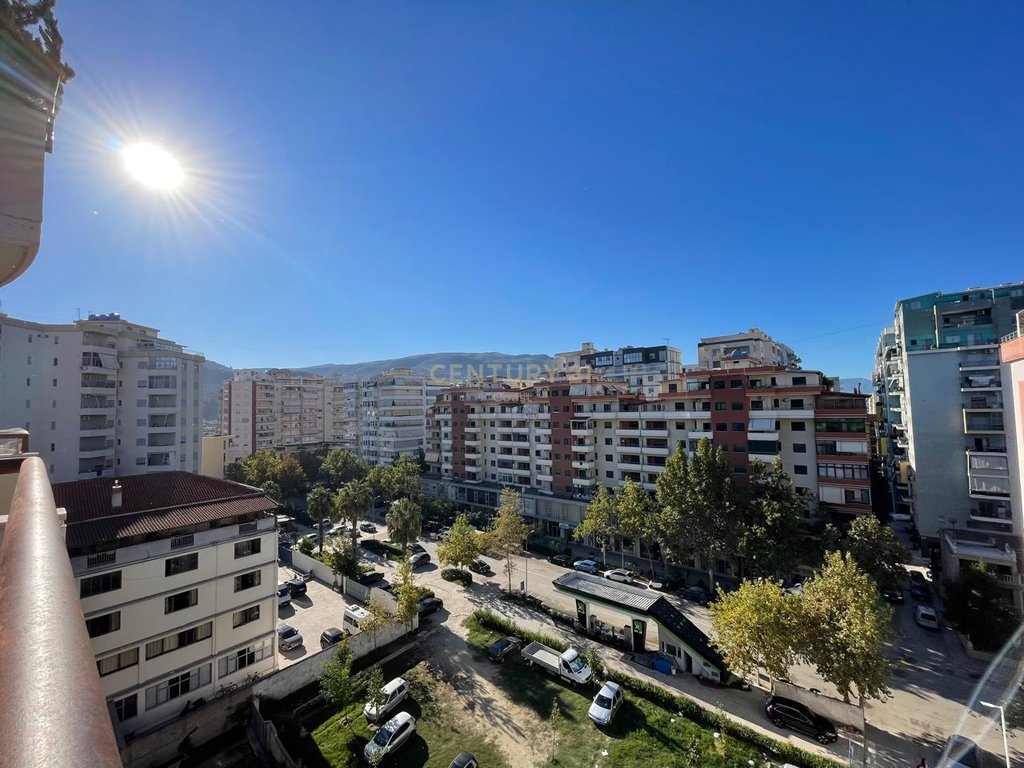 !!!OKAZION !!!SHITET APARTAMENT 1+1 , 71M2 TE RRUGA E CIPAJVE, NE VLORE !!!