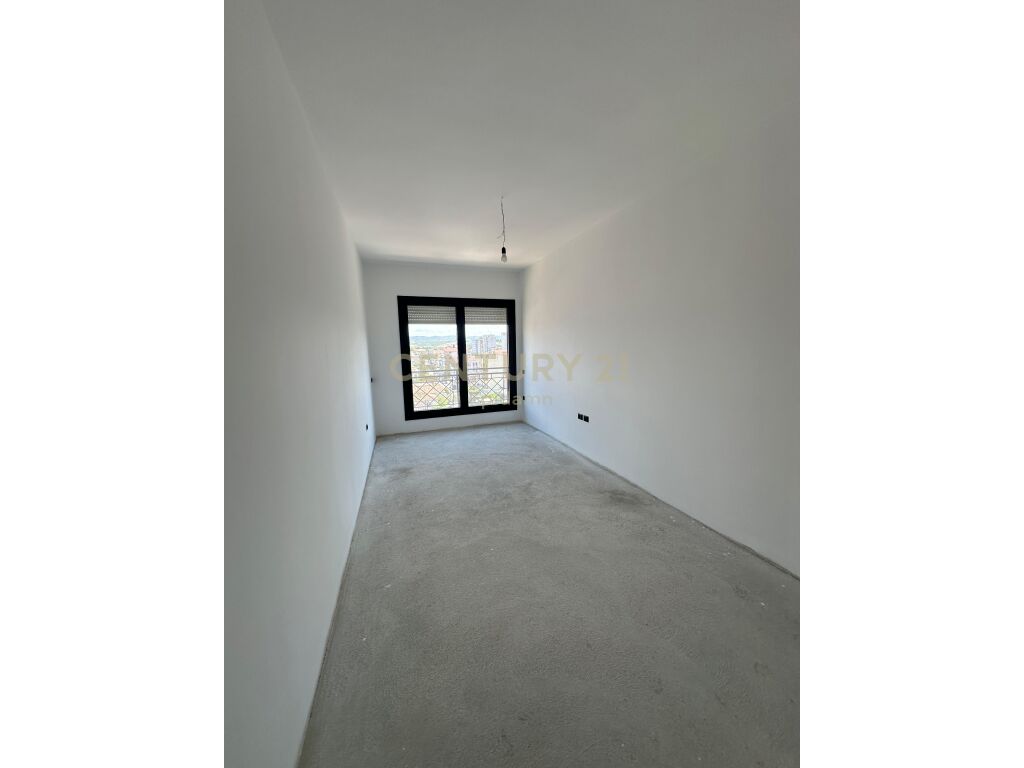 Apartament 2+1 në Shitje në Kavajë !!