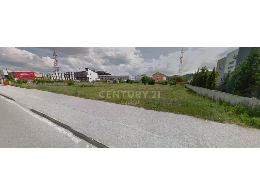 Tokë për Shitje në vijë të parë në Autostradën Tiranë - Durrës përballë VEKO - Kontaktoni për çmim | 6453 m²