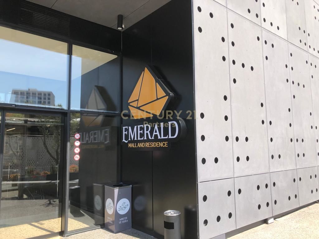 SHESIM AMBIENT KOMERCIAL NE MEDRESE TEK EMERALD CENTER!